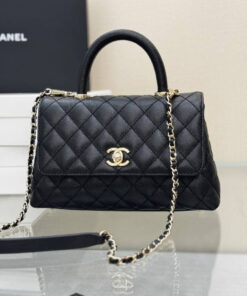 شنطة يد شانيل CHANEL الموديل كوكو هاندل coco handle
